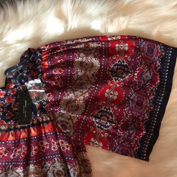 Romeo + Juliet Couture top size Small - Picture 3 of 4